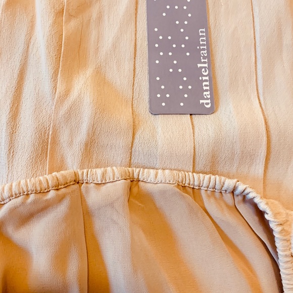 Daniel Rainn sleeveless blouse - Picture 5 of 6